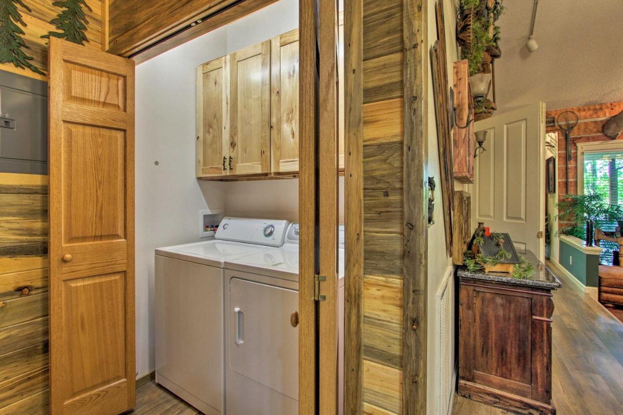 Eclectic Cabin With Hot Tub 1 Mi To Ober Gatlinburg Exterior foto